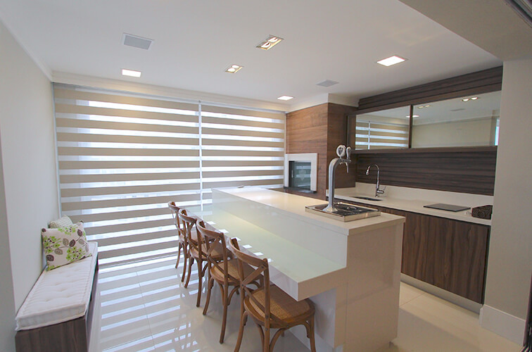 Cortina Double Vision